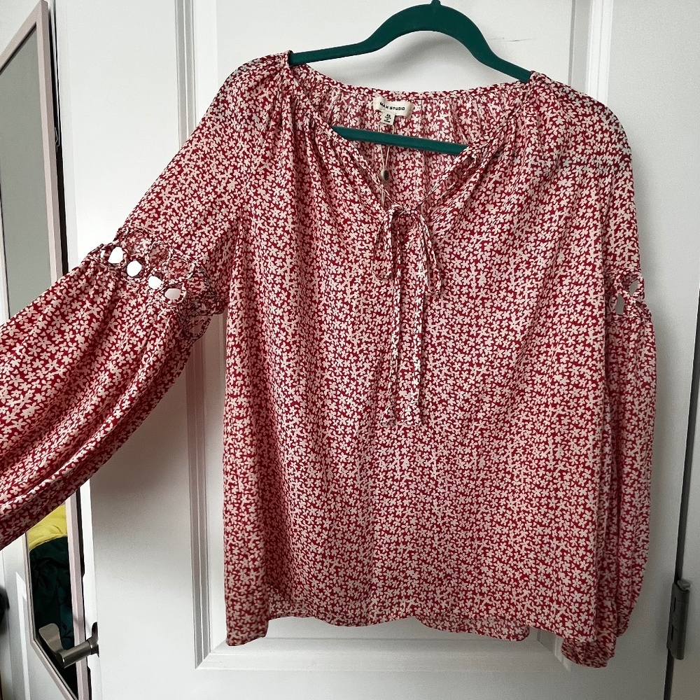 Brand New Max Studio Floral Long Sleeved Blouse